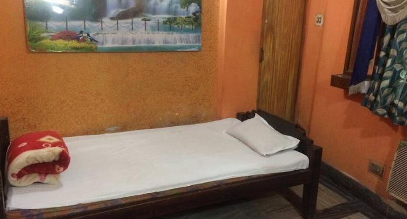 Khaja Habib Hotel Калькутта Экстерьер фото
